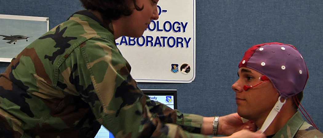 DoW Scientists and Researchers Earn High Honors